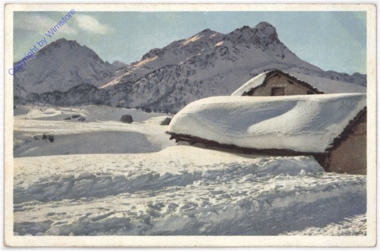 ak198465 Eingeschneites Haus