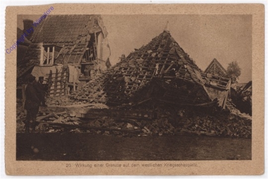 ak198872 Wirkung einer Granate auuf dem westlichen Kriegsschauplatz
