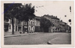 Ecully, La place