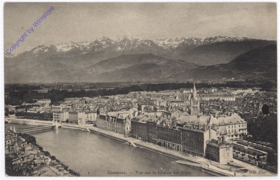 Grenoble, Vue sur la Chaine des Alpes