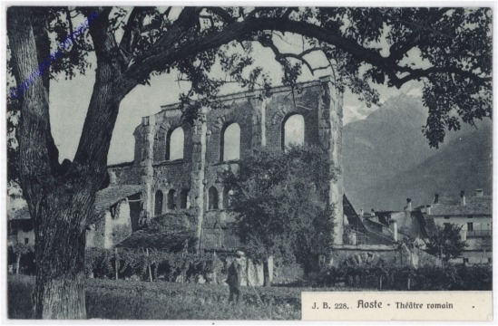Aoste, Theatre romain