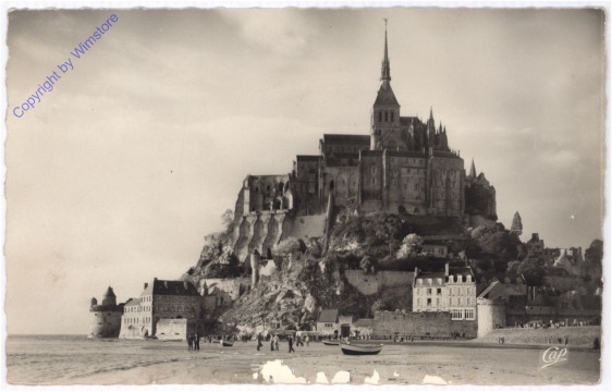 Mont-Saint-Michel, a maree basse