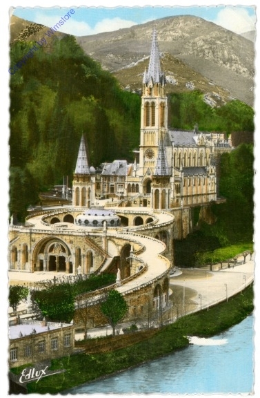 Lourdes, La Basilique et le Gave
