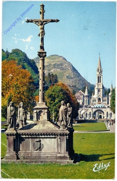 Lourdes, La Basilique et le Calvaire Breton