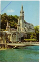 Lourdes, La Basilique