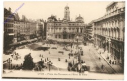 Lyon, Place des Terreaux et l'Hotel de Ville