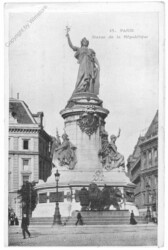 ak200098 Paris, Statue de la Republique