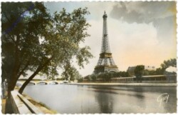 ak200224 Paris, La Tour Eiffel