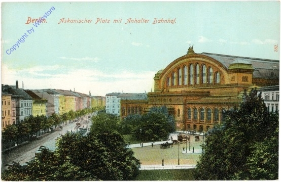 Berlin, Askanischer Platz mit Anhalter Bahnhof