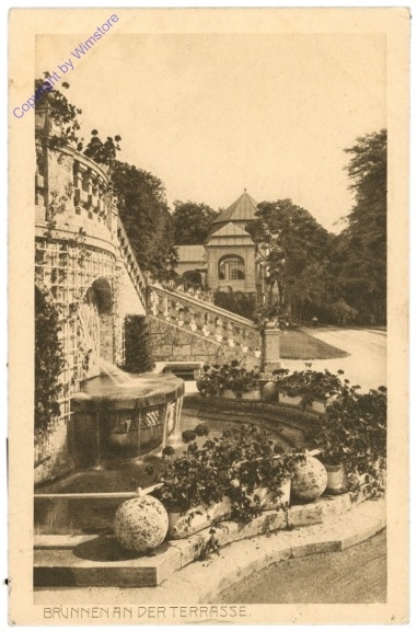 Bad Nauheim, Brunnen an der Terrasse
