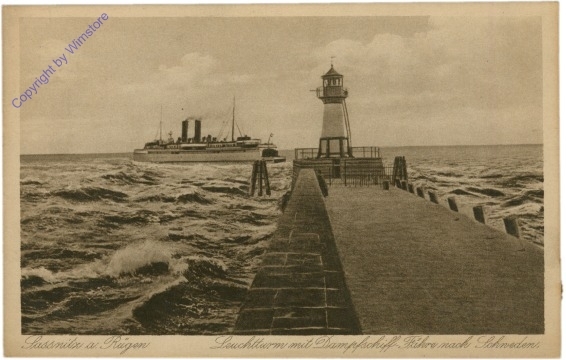 ak201055 Saßnitz, Insel Rügen, Leuchtturm mit Dampffschiff-Fähre nach Schweden