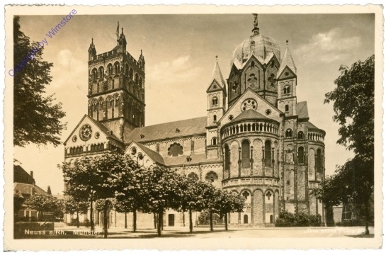 Neuß, Münster
