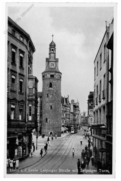 ak201749 Halle, Leipziger Straße mit Leipziger Turm