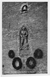 Lübeck, Carl-Hans-Lody-Denkmal am Burgtor