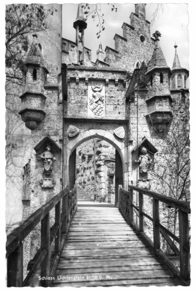 Lichtenstein, Schloss