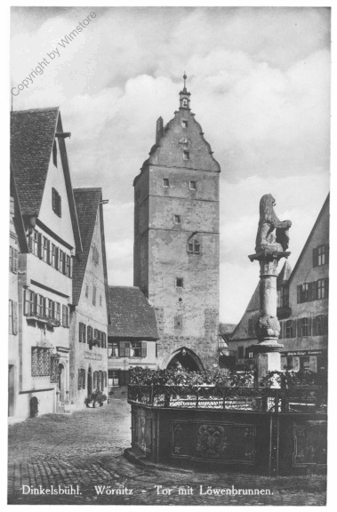 ak202266 Dinkelsbühl, Wörnitz, Tor mit Löwenbrunnen