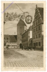 Dinkelsbühl, Rothenburgertor mit Spöital u. Greifenschild
