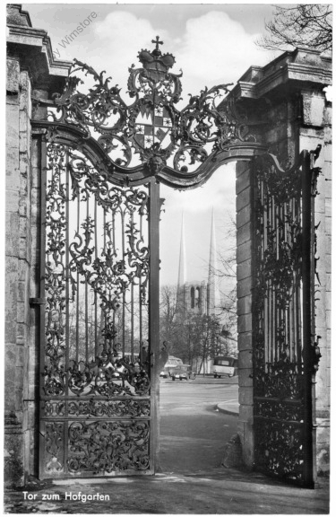 ak202394 Würzburg, Durchblick zur Johanniskirche