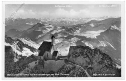 Wendelstein, Kirchlein mit Kaisergebirge und Hoh. Tauern
