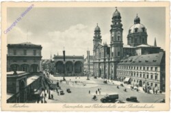 München, Odeonsplatz mit Feldherrnhalle und Theatinerkirche