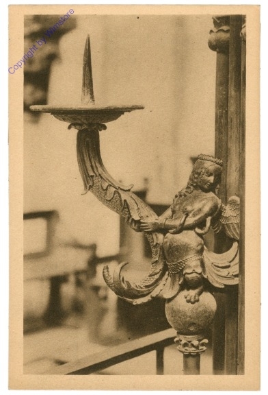 Nürnberg, Leuchterträger am Sebaldusgrab