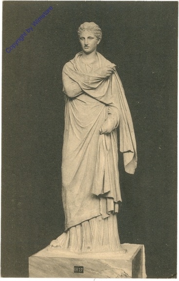ak203324 Statue de Delos