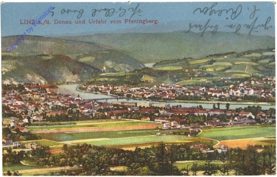 ak203727 Linz an der Donau, und Urfahr vom Pfeningberg