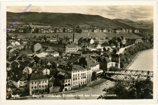 Steyr, Ennsdorf mit der hohen Ennsleite
