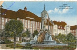 Oppeln, Friedrichsplatz mit Monumentalbrunnen