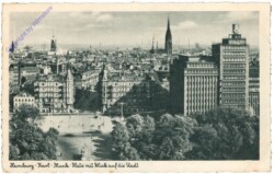 Hamburg, Karl Muck Platz mit Blick auf die Stadt