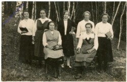 Gruppenfoto, Damenkränzchen