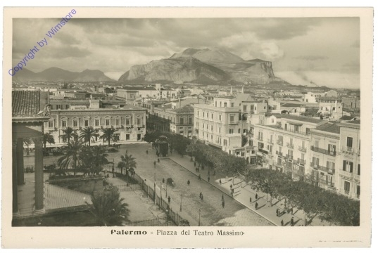 Palermo, Piazza del Teatro Massimo