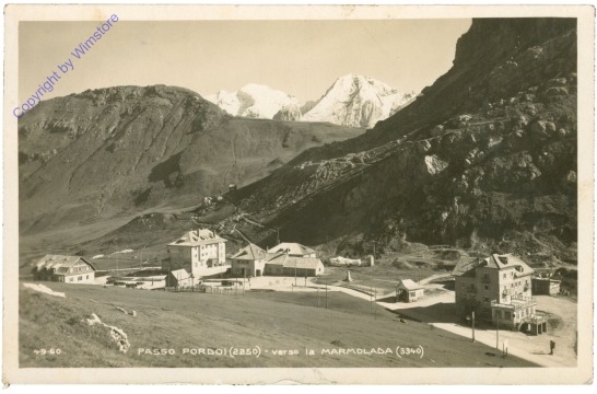 Passo Pordoi, verso la Marmolada