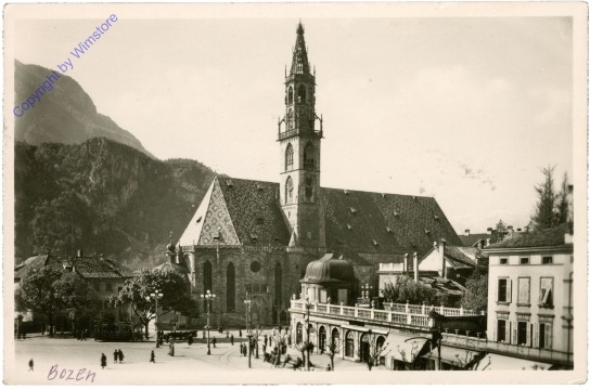 ak205497 Bolzano (Bozen), Piazza Walter e Chiese Parrocchiale