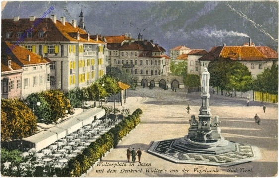 ak205504 Bolzano (Bozen), Walterplatz mit dem Denkmal Walter's von der Vogelweide