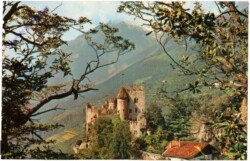 ak205669 Merano (Meran), Panorama Brunnenburg