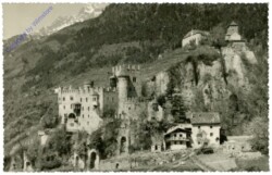 Merano (Meran), Castelli Fontana e Tirolo