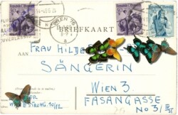 H.M. de Koningin vertrekt van Arti