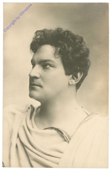 ak206299 Männerportrait