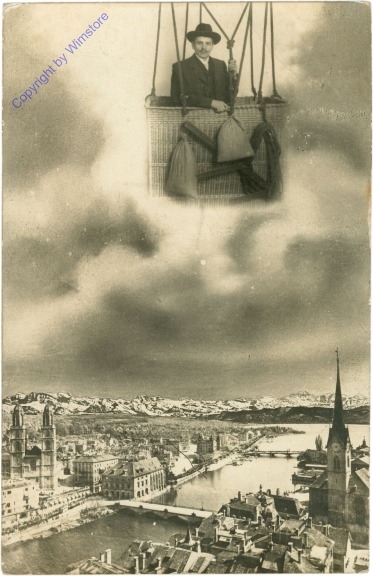 Mann in Ballon über der Stadt