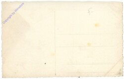 Junge mit Schultüte