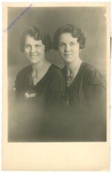Zwei Damen