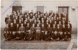 Gruppenfoto, Männerverein und eine Frau