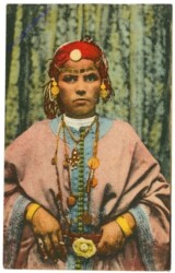 ak208818 Jeune femme Marocaine