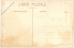 Un courier Marocain a pied