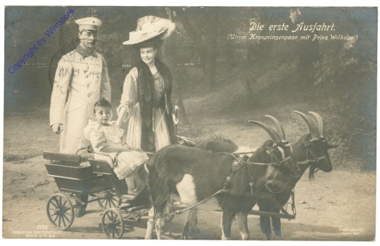 Kronprinzenpaar mit Prinz Wilhelm