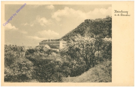 Hainburg, mit Schloßberg, Hauptschule u. Schloßkaserne