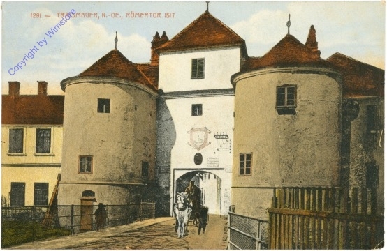 Traismauer, Römertor