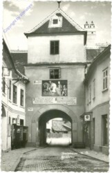 Traismauer, Römertor