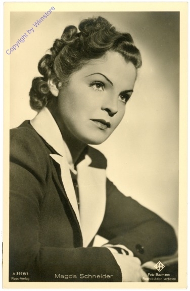 ak210062 Schneider Magda